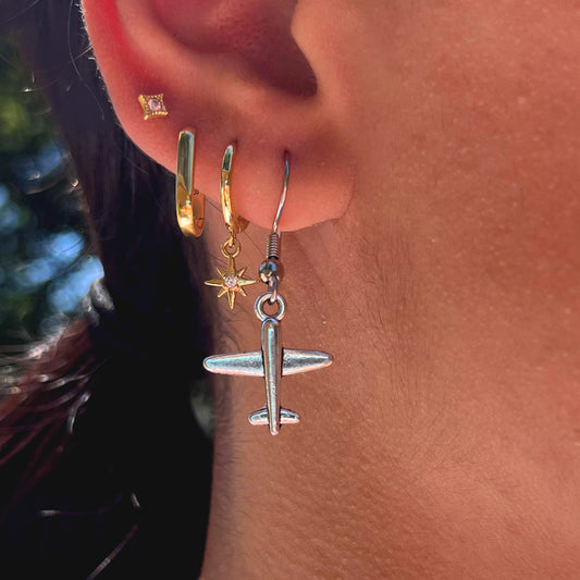 Silvertone Small Airplane Elliptical Wing Earrings